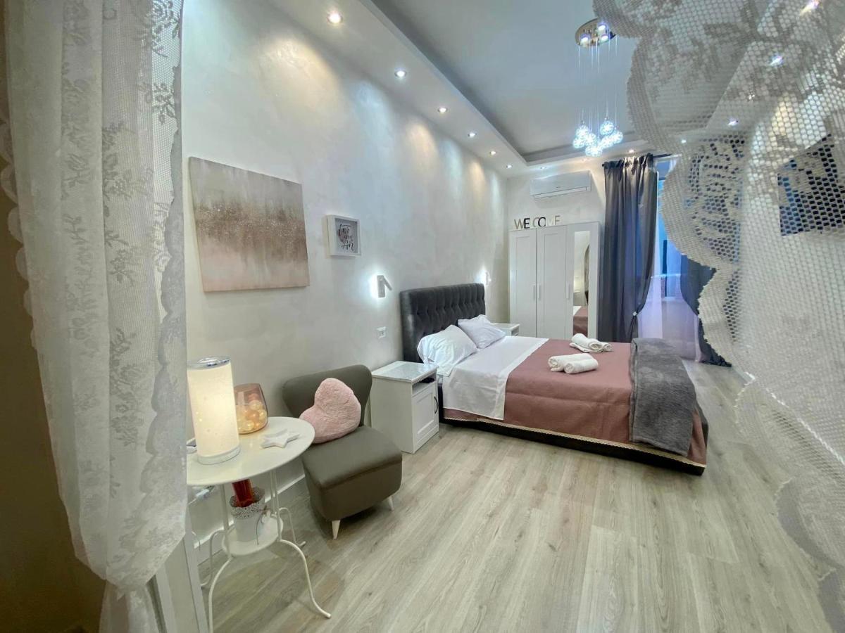Apartment Close To The Coloseum, 2 Minutes Walk From Metro A Exterior foto