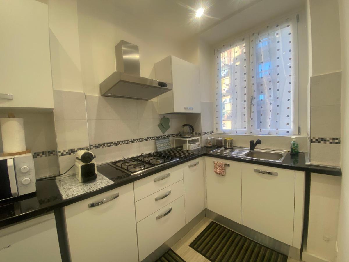 Apartment Close To The Coloseum, 2 Minutes Walk From Metro A Exterior foto